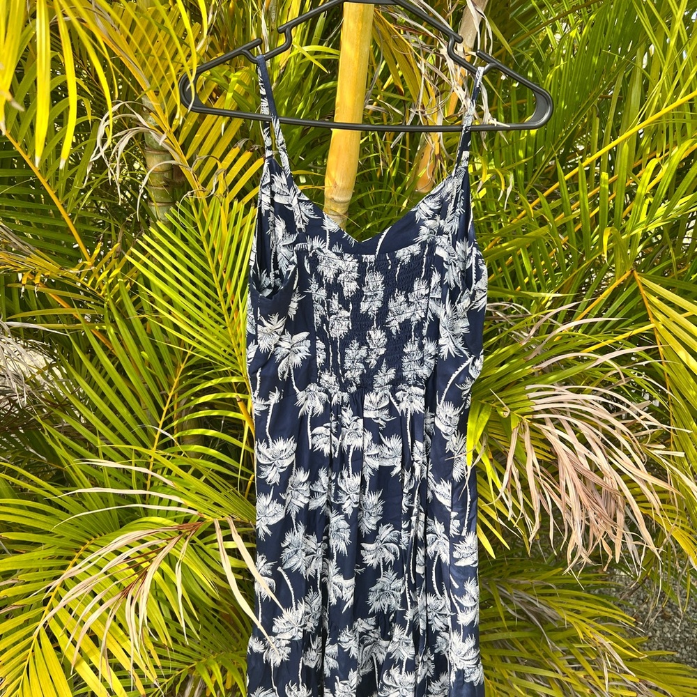 A.N.A Navy Palm Print Top